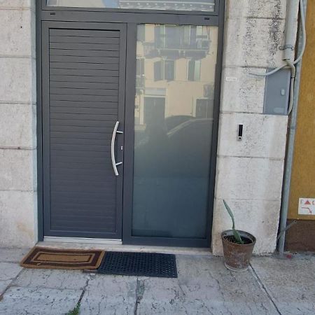 Monolocale Trainspotting Apartment Verona Exterior photo